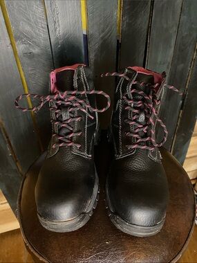 Wolverine Peak Women’s Black steel toe Work Boots Pink Accents 8.5 ASTM F2413-11